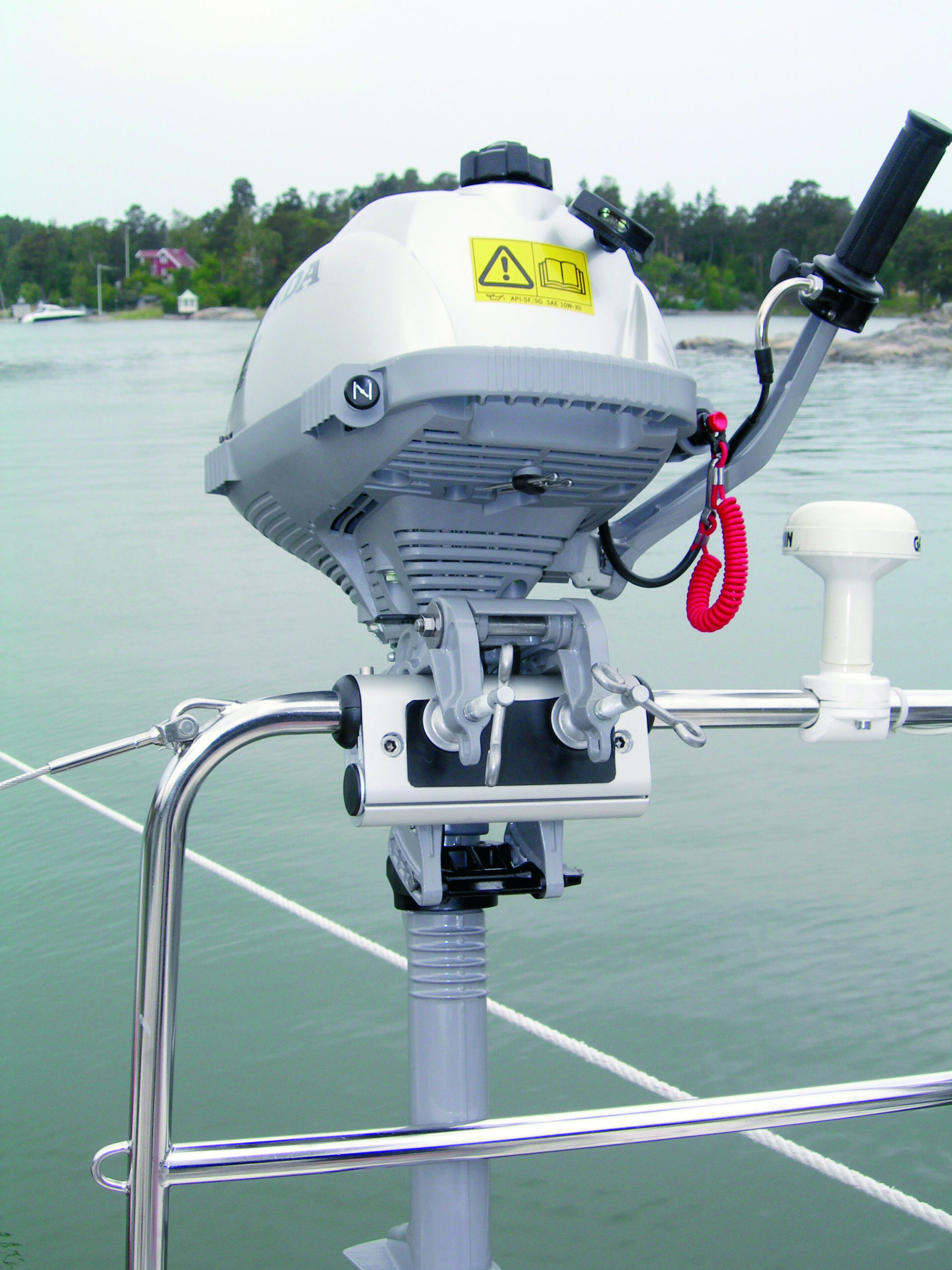 Outboard motor mounting plate for 32 mm tube - Image 2